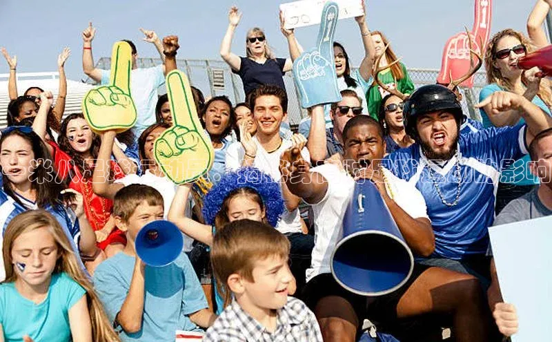 NG官网入口注册江铃新能源一米八足球运动员：揭秘身高对足球运动的影响